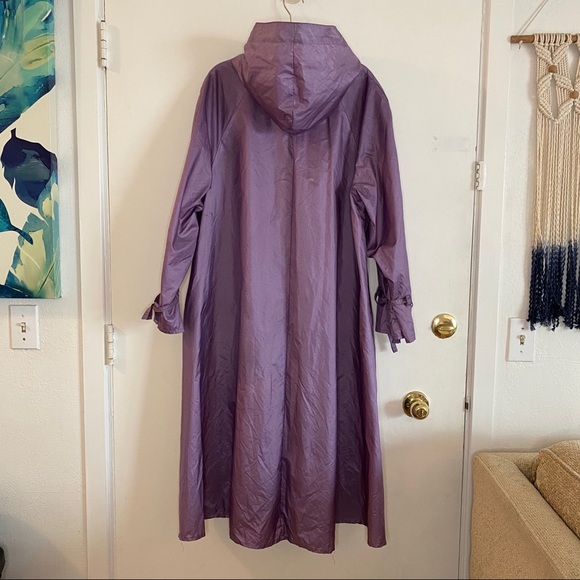 Purple raincoat by The Totes coat - Picture 4 of 5